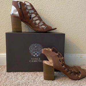 Vince Camuto -Style VC-Briaz Smoke Taupe Vintage Cow 3 1/2 heels.  New 11M